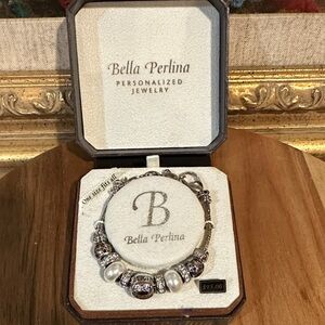 Bella Perlina Silver Bracelet with White Accents